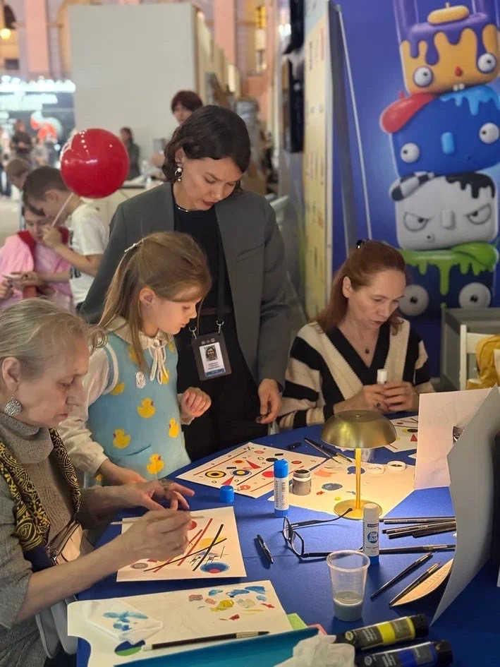 Мастер-класс педагогов True Art School на Детской территории